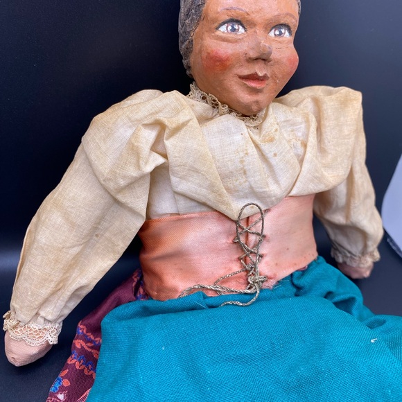 Vintage Primitive Folk Art Doll w/Hand Stitched Clothing & Hand Painted Face - Picture 3 of 15